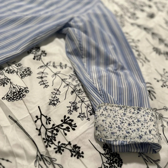 Bogari Men's Size XL Button Up Long Sleeve Shirt Strips‎ with Floral Accents - Picture 3 of 12